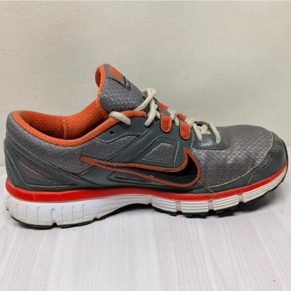 Nike Dual Fusion Vintage Athletic Running Sneakers Gray/Orange Women’s 7.5